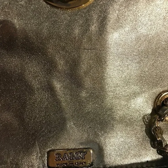 Bally Gold Quilted Lambskin Leather Crossbody Bag Purse Gold Chain Small Vintage - Picture 11 of 15